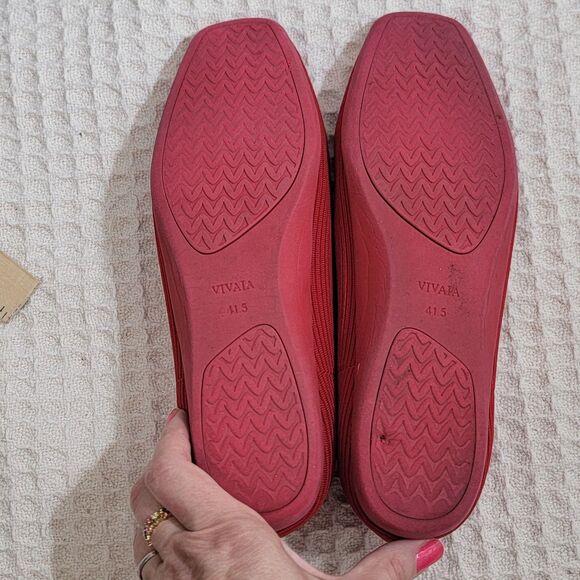 Vivaia Margot Walker Red Lightweight Square Toe V-cut Flats 41.5 Sz 10 - Picture 12 of 16